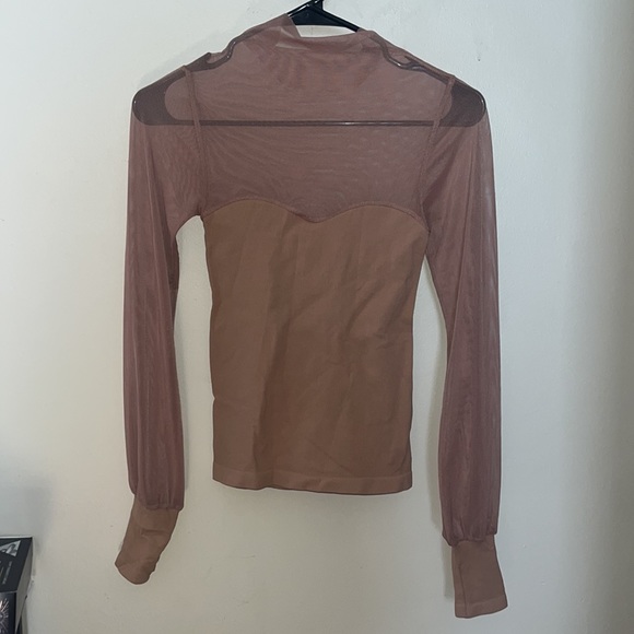 NWOT Light Up Layering Top - Picture 4 of 4